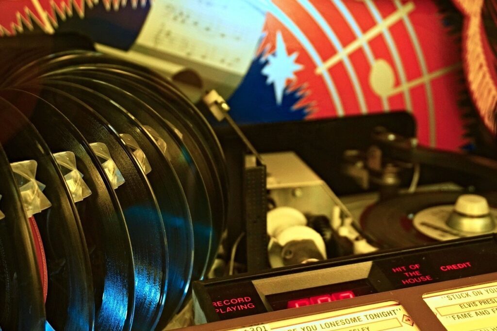 円盤太郎特別企画ーアナログ・レコードは永遠に不滅です！第３回：今さら訊けない…「レコードってなに？」シングル編