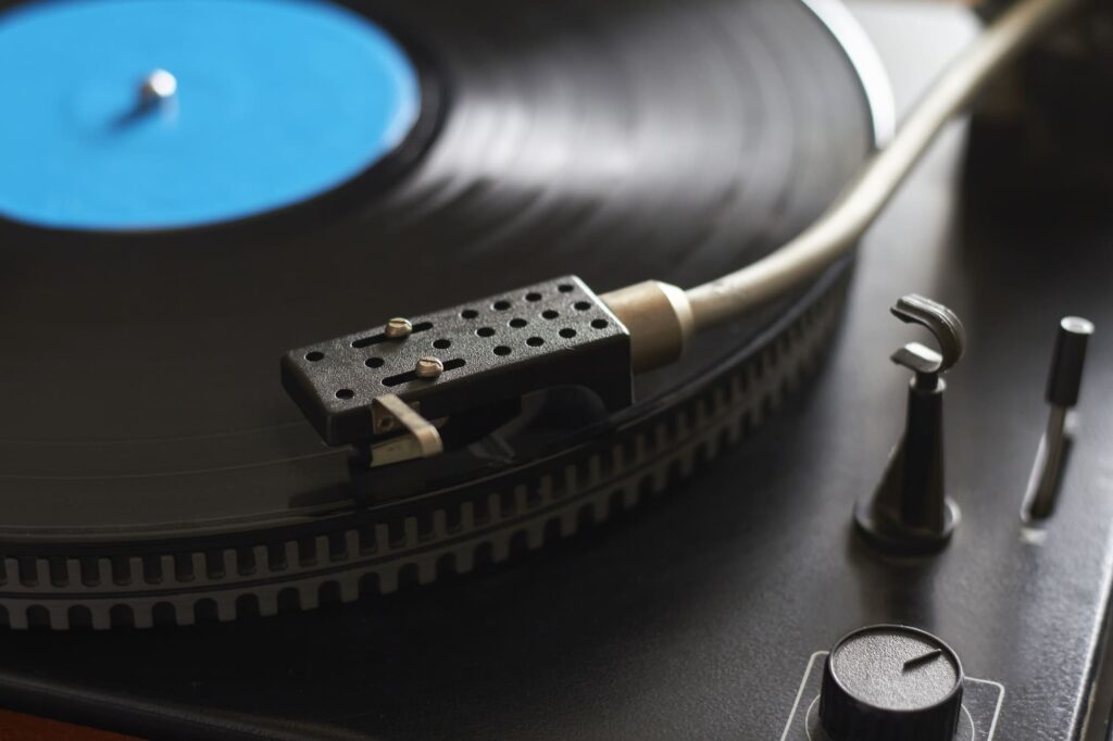 レコードは針圧で音が変わってくる！重要な部分！