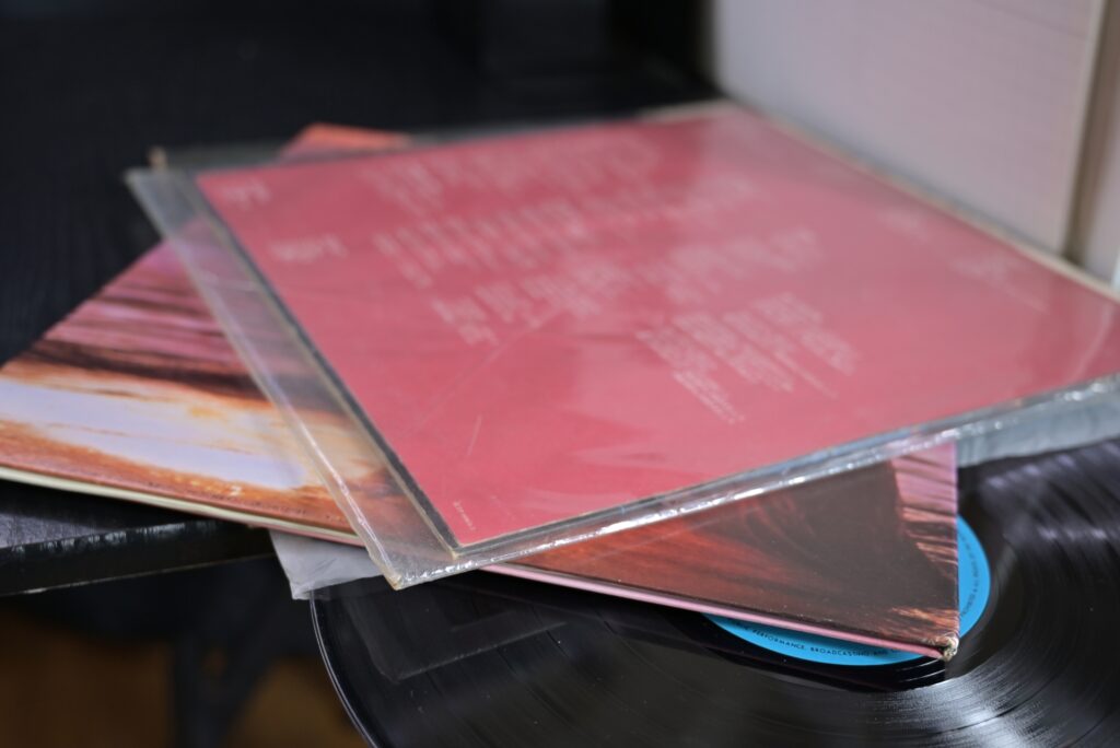 音楽史で有名なアイコニックなレコードジャケットの一覧とデザイン