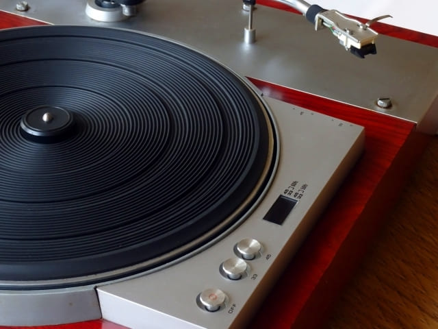 レコードクリーニング液の完全ガイド：おすすめ・自作・代用方法まで徹底解説