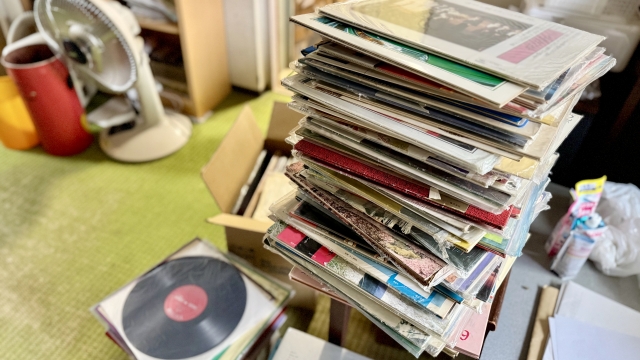 レコード新譜はどこで買う？失敗しない購入先の選び方とおすすめショップ比較